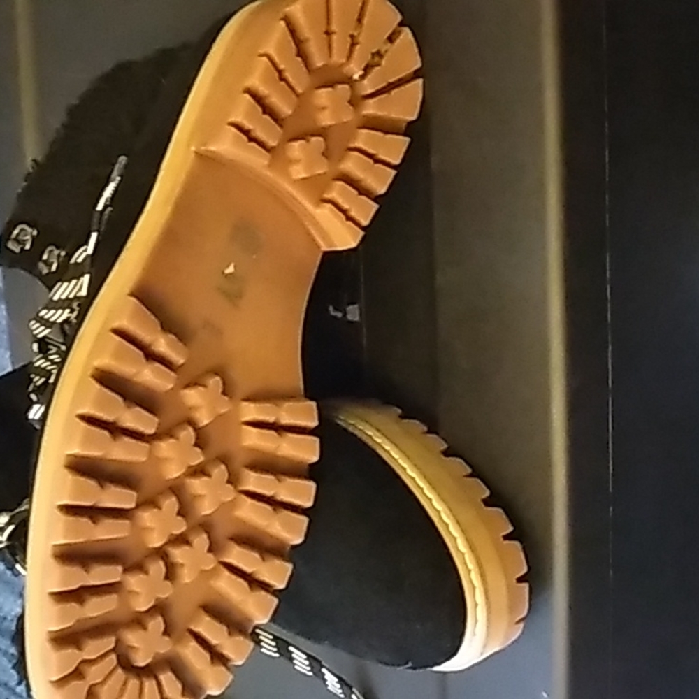 Renvy Suede Sherpa Black Fashion Ankle Boot 9M - Picture 3 of 6